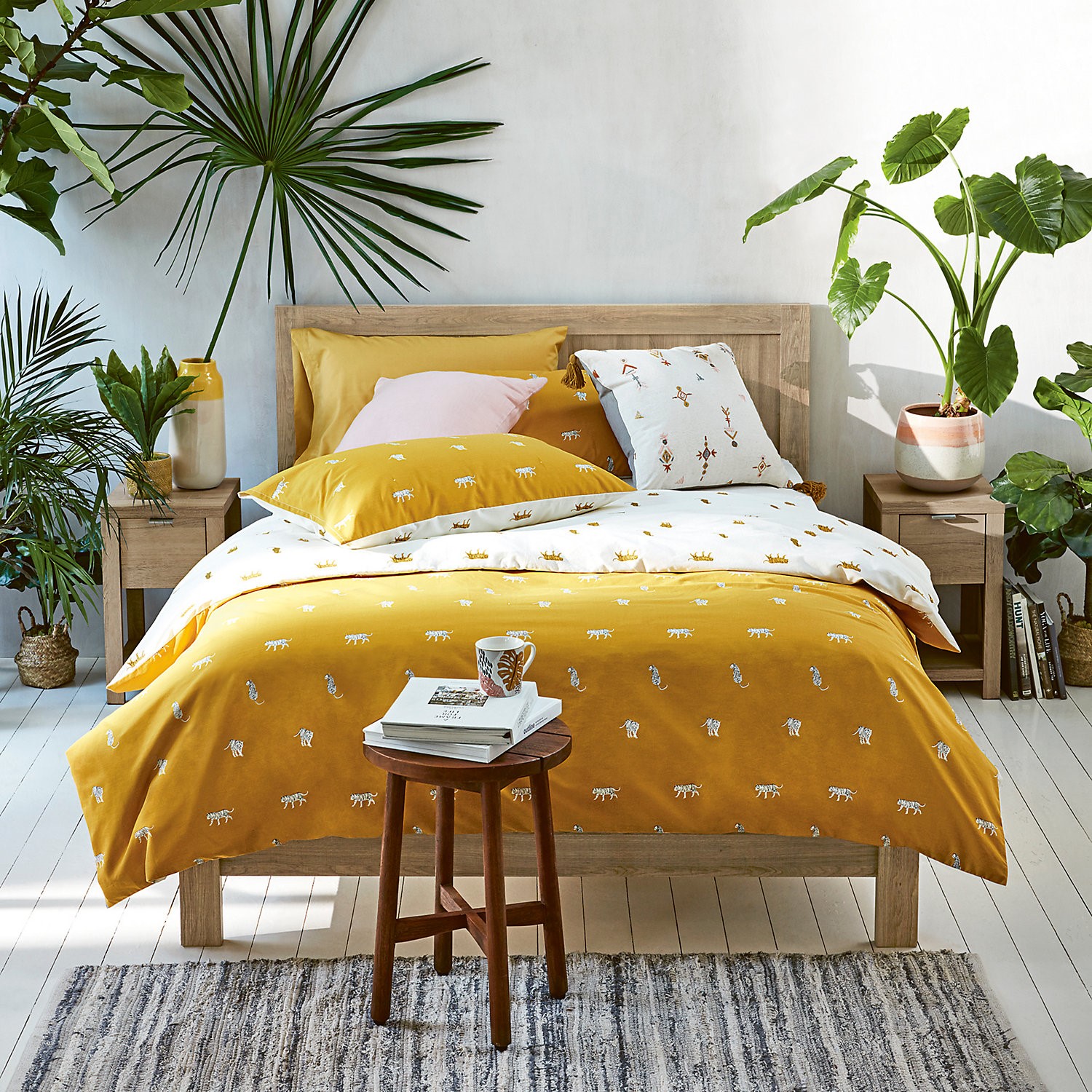 How to Revamp Your Bedroom on a Budget