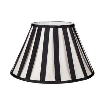 Black Ribbon Shade - 18 (28 x 46.5cm)